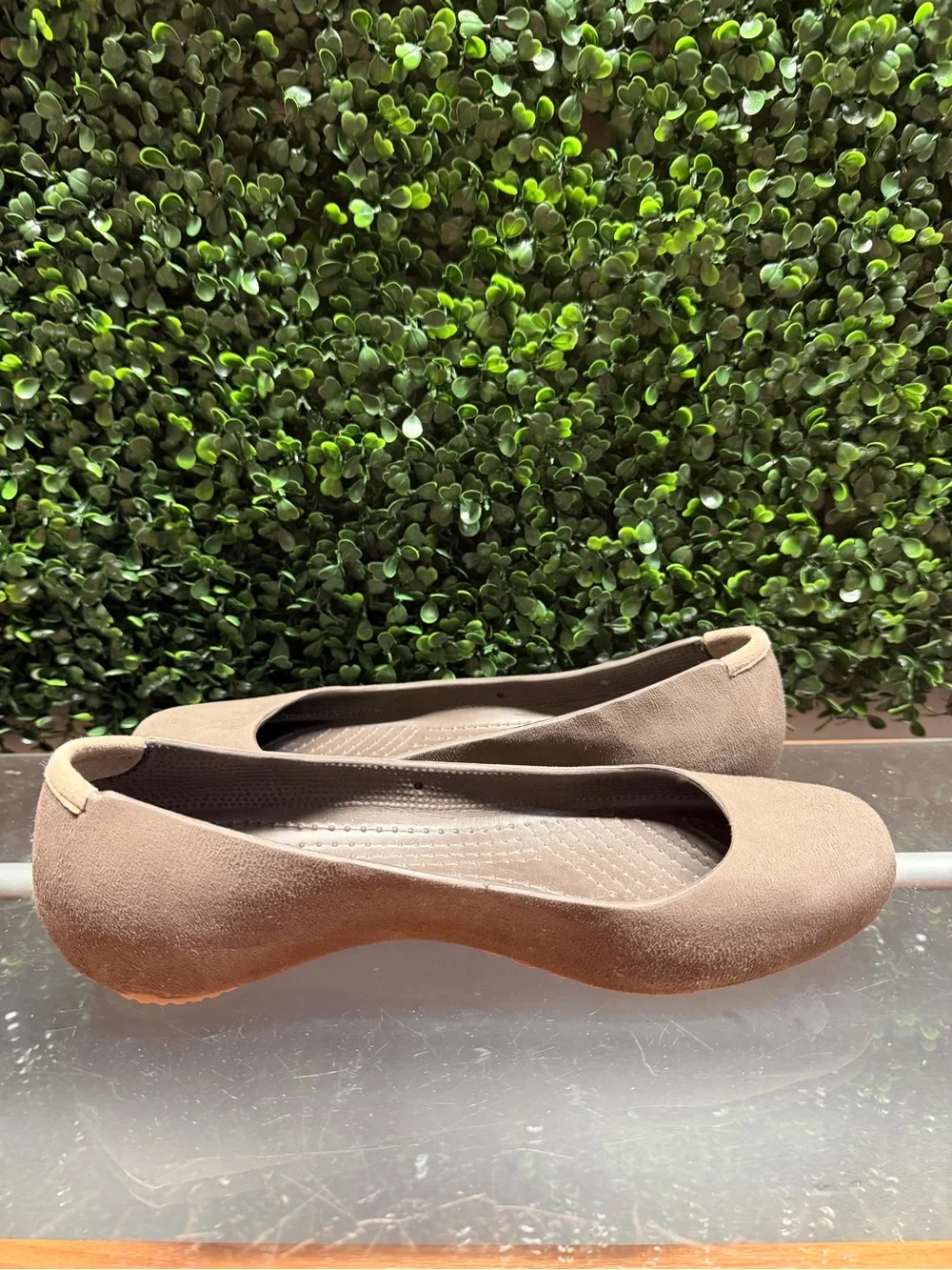 CROCS lightweight slip